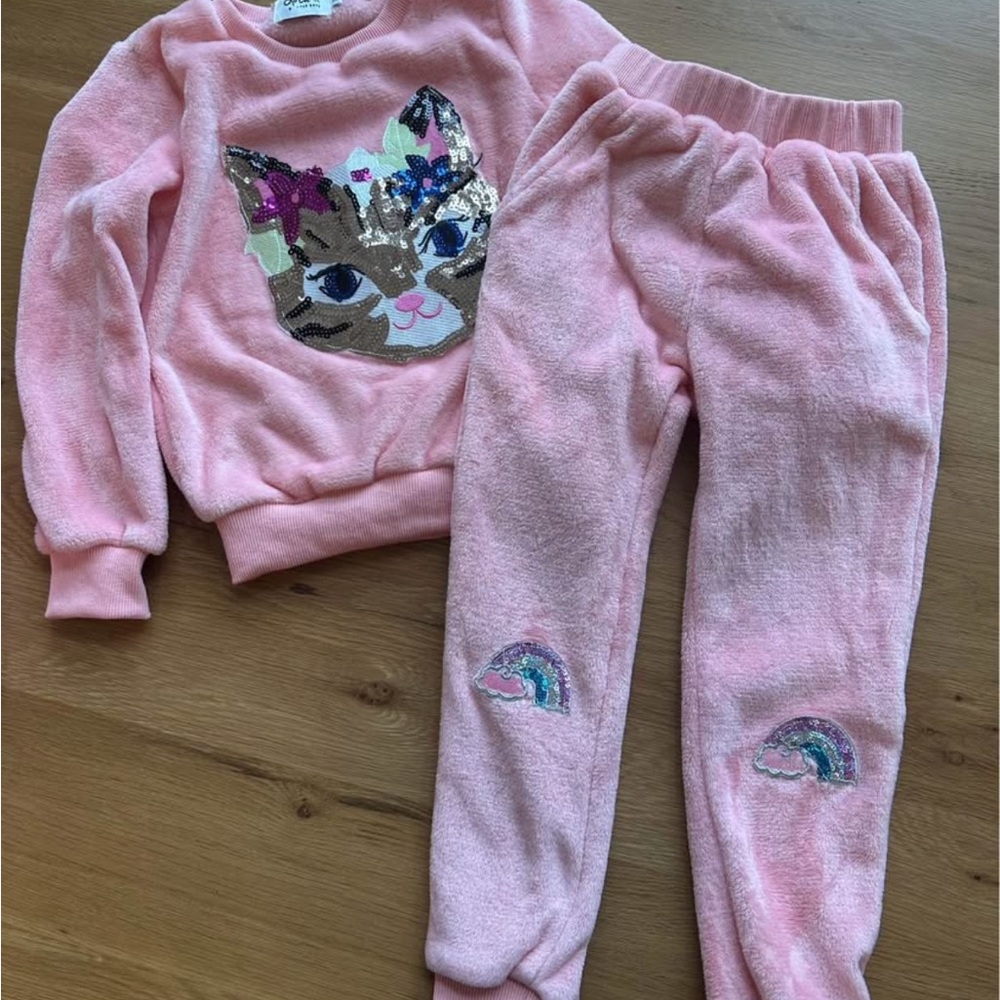Pink Cat and Rainbow Fleece Set